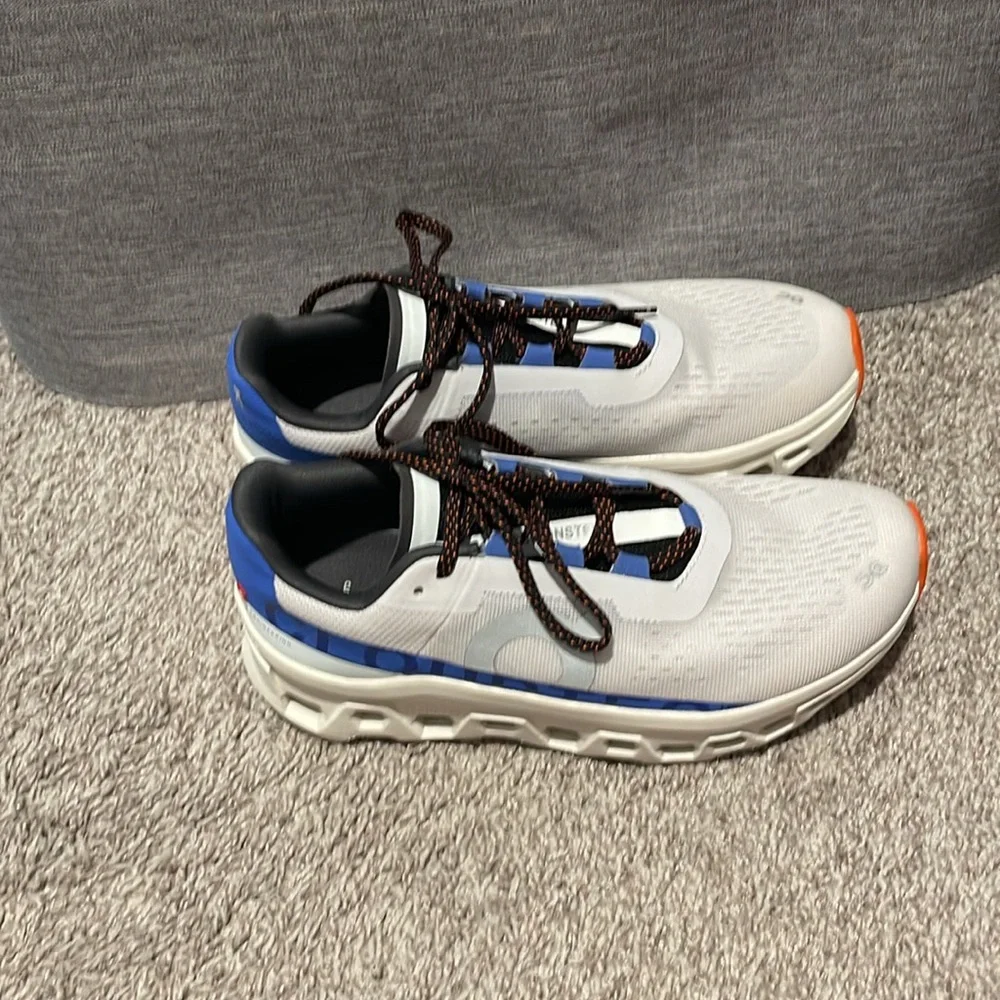 On Cloudmonster - Picture 4 of 5